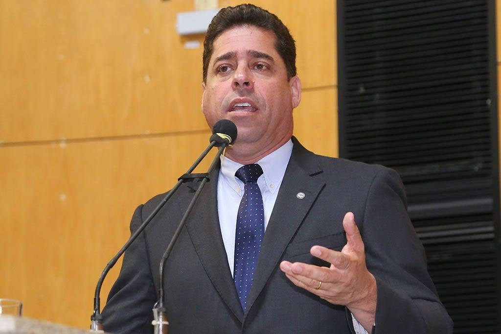 Presidente da Ales e outras lideranças querem manter alfândega no ES