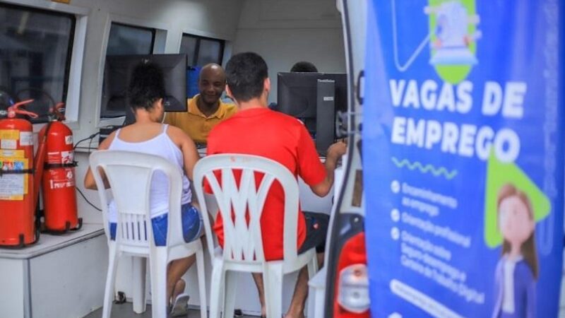 Plantão do Emprego vai oferecer mais de 800 vagas nesta quarta-feira (21)