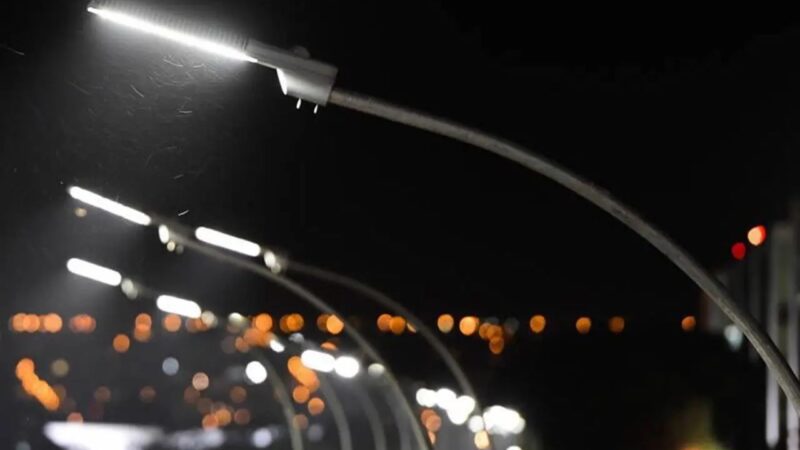 Melhorias e iluminação em LED serão implementadas nos bairros Parque Residencial Mestre Álvaro e Nova Carapina I e II