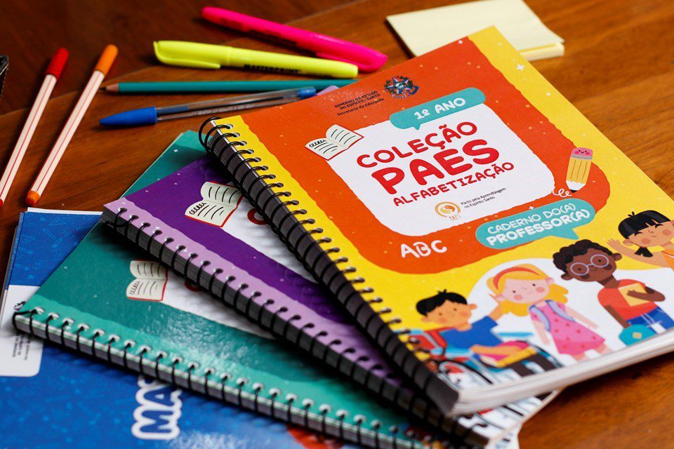 Sedu dá início à distribuição da coleção PAES 2024