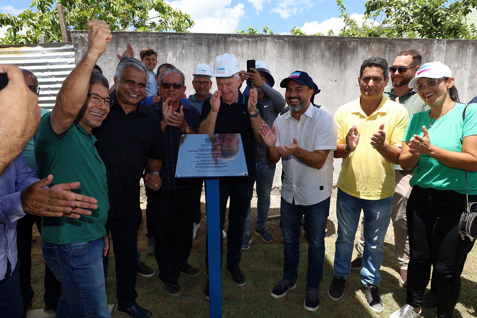 Mucurici recebe investimentos em novos equipamentos esportivos