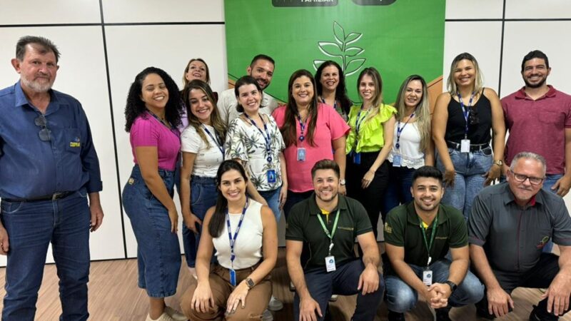 Técnicos da alimentação escolar conhecem de perto as cooperativas rurais do Espírito Santo