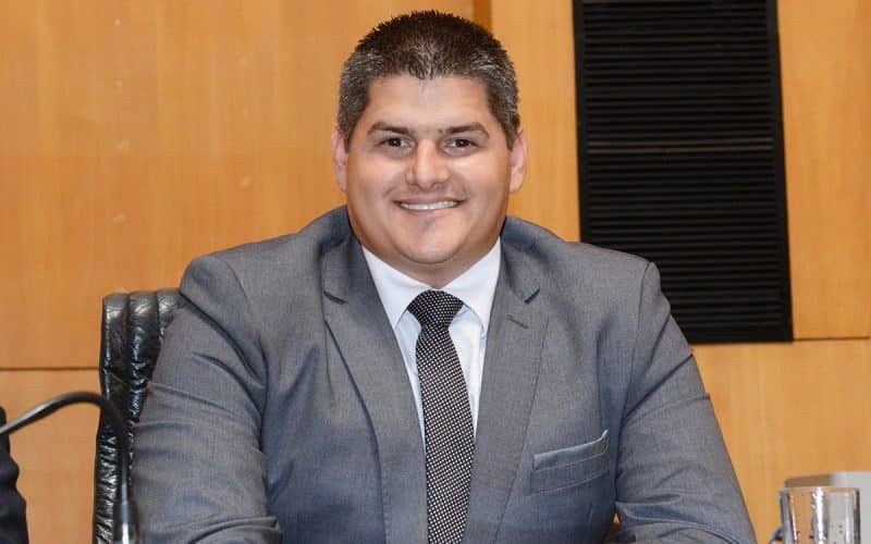 Análise de Danos: Deputado Xambinho Coordena Equipe Técnica em Vila Velha