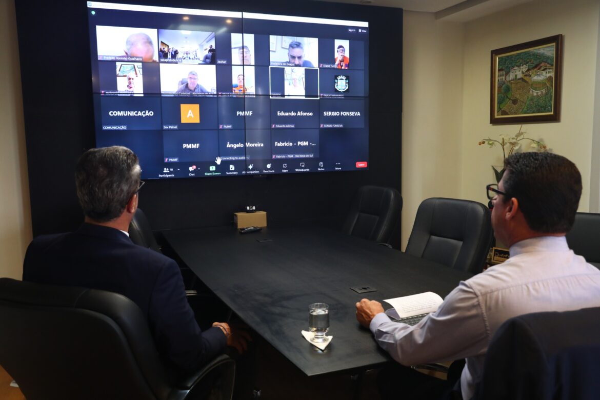Desburocratização de recursos é tema de reunião entre Assembleia Legislativa e prefeitos do Sul
