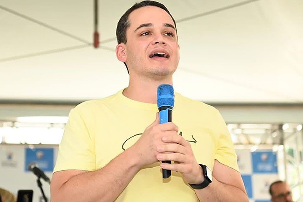 Crescimento Imparável: Pazolini Rumo à Vitória no Primeiro Turno em Vitória