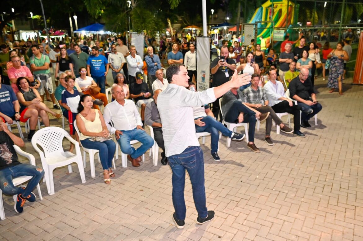Prefeito Pazolini entrega nova quadra poliesportiva coberta em Jardim Camburi