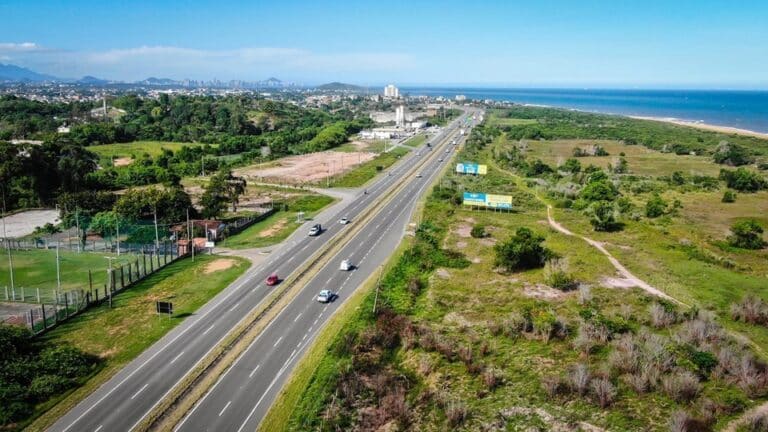 Trecho da Rodovia do Sol será interditado parcialmente no fim de semana