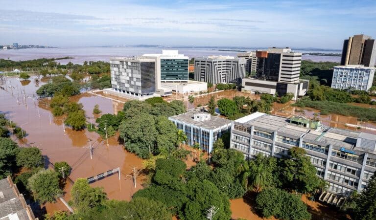 Campanha dos Correios no ES resulta na arrecadação de 100 toneladas de doações para o RS