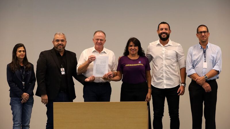 Governador participa da comemoração dos 134 anos do Diário Oficial do Espírito Santo