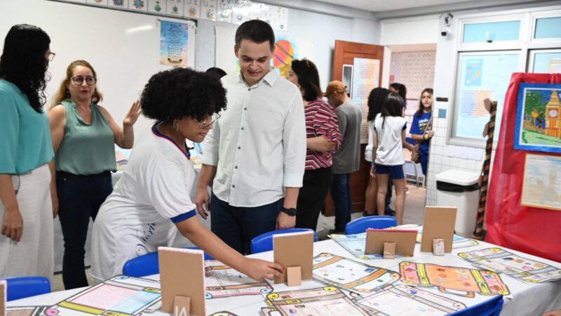 Prefeito Pazolini Apresenta Novas Disciplinas Eletivas na EMEF Moacyr Avidos