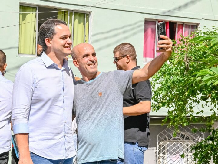 Casa Feliz e Segura: Prefeito Pazolini entrega duas residências a moradores do bairro Ilha do Príncipe em Vitória -ES