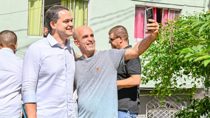 Casa Feliz e Segura: Prefeito Pazolini entrega duas residências a moradores do bairro Ilha do Príncipe em Vitória -ES