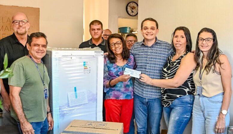 Casa Feliz e Segura: Pazolini entrega 234ª residência e realiza sonho de mais duas famílias