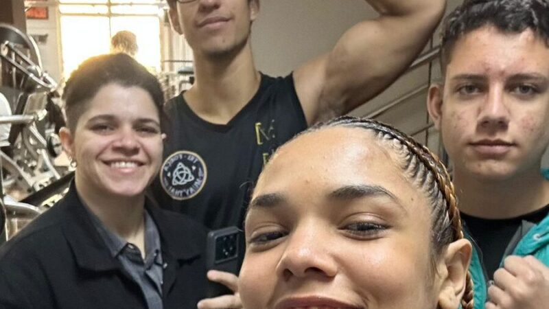 Atletas do Centro de Vitória conquistam vitórias no Campeonato Estadual de Muay Thai