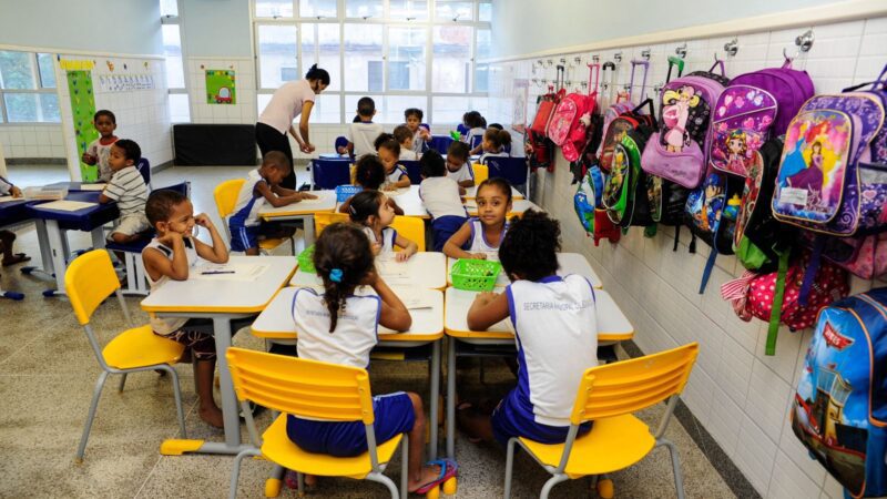 Com ações da gestão Pazolini, Vitória se torna a segunda capital do Brasil em alfabetização, de acordo com MEC
