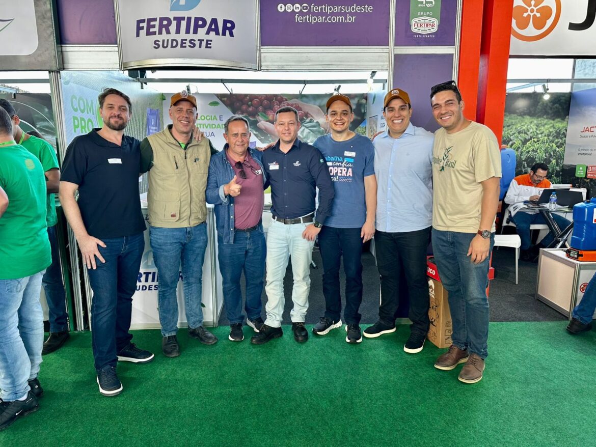 Pazolini, Evair de Melo e Erick Musso cumprem agenda em Santa Maria de Jetibá e ampliam diálogo com a população Capixaba
