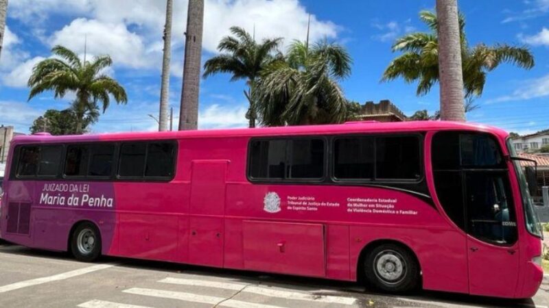 Ônibus Rosa da Lei Maria da Penha chega à Prainha de terça a sexta-feira (22)