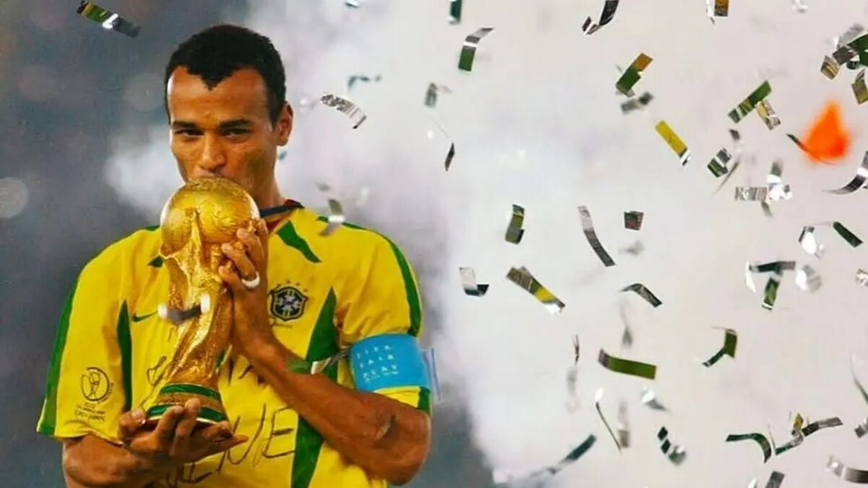 Cafu em Vitória: Uma Noite Histórica com o Capitão do Penta – Com Desconto Exclusivo para Leitores do CNB!