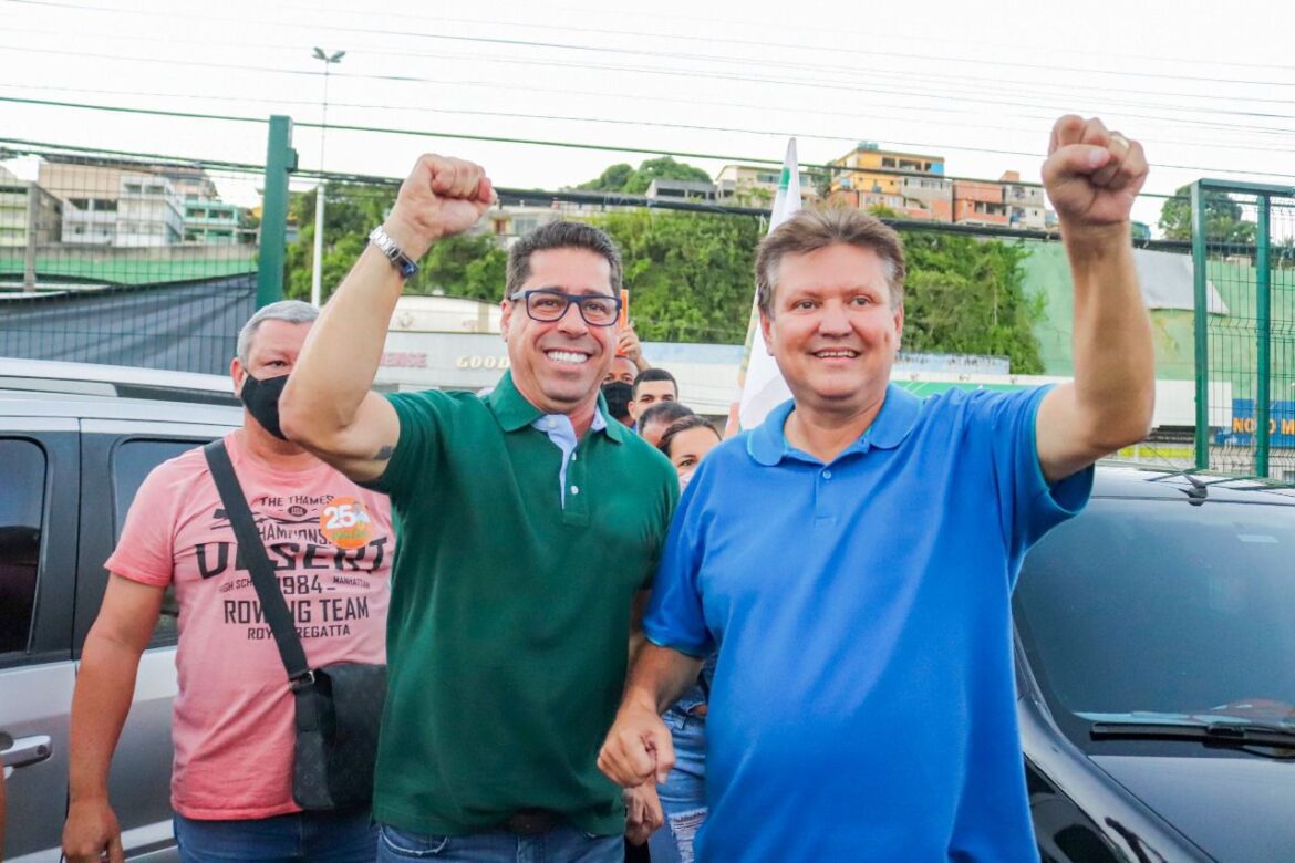 Marcelo Santos realiza prestação de contas em Cariacica com participação do prefeito Euclério Sampaio