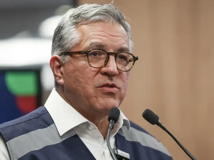 Ministério da Saúde anuncia compra emergencial de antídotos contra intoxicação por metanol
