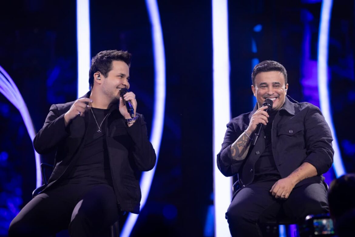É neste sábado! Matheus & Kauan levam sucessos para a Praia de Camburi