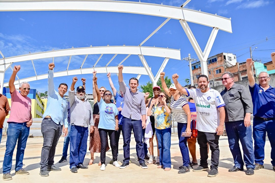 Pazolini visita obra do Complexo de Lazer do Bairro Resistência