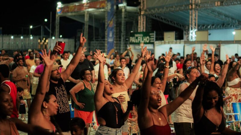 Praias de Marobá e Neves viram palco de música e diversão no fim de semana