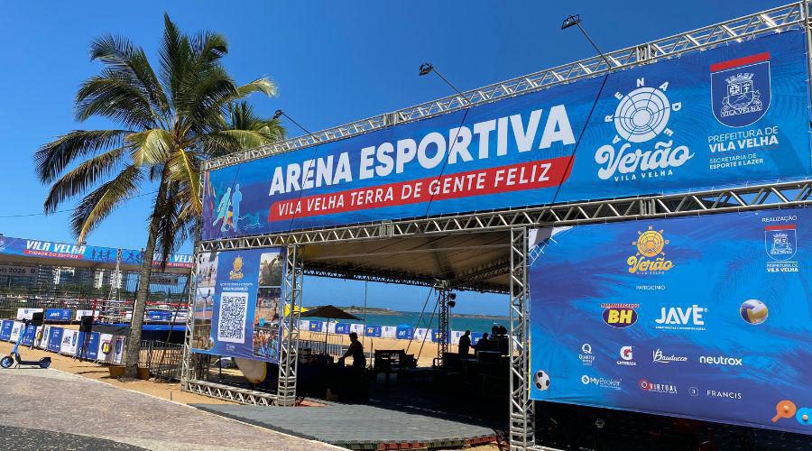 Estrelas do vôlei de praia disputam torneio na Arena de Verão