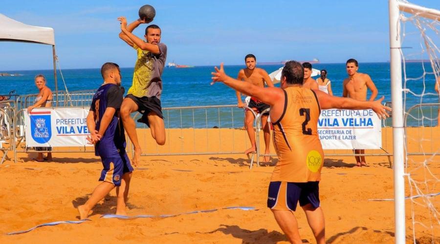 Handebol ganha destaque na Arena de Verão com 300 atletas em disputa