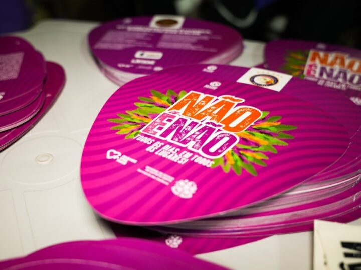 Campanha “Não é Não” atua no Carnaval de Vitória 2026 com ações de combate ao assédio