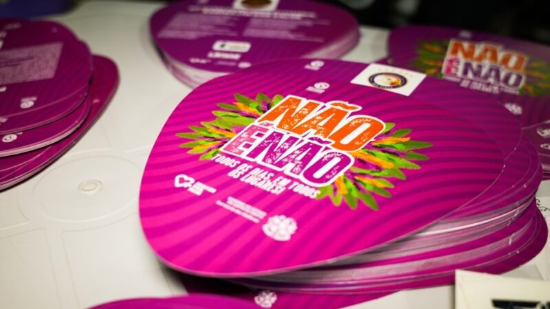 Campanha “Não é Não” atua no Carnaval de Vitória 2026 com ações de combate ao assédio