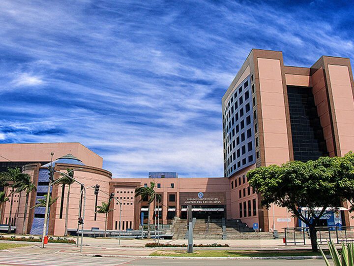 Cerimônia marca abertura do ano legislativo com participação dos Poderes na Assembleia