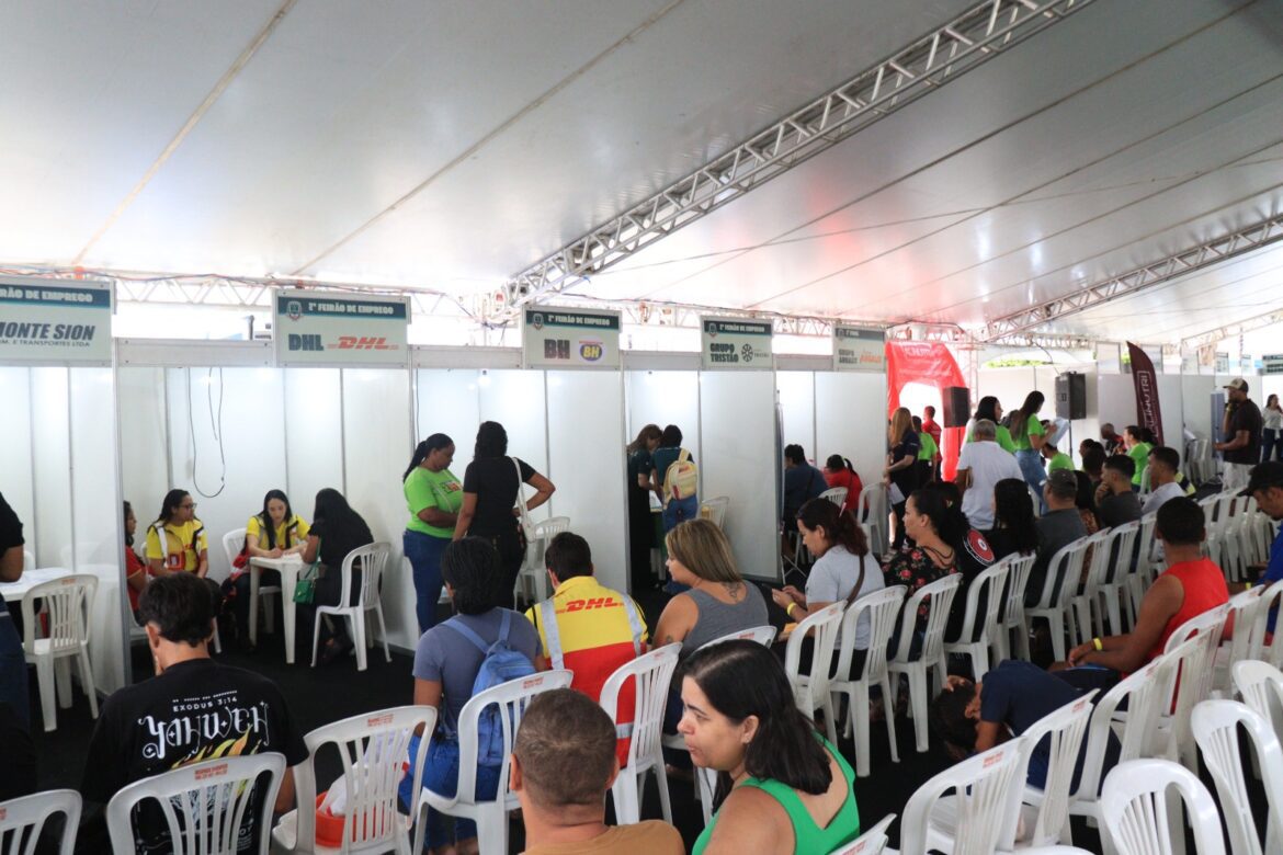 Mais de 40 empresas participam de Feirão de Emprego com vagas em Viana