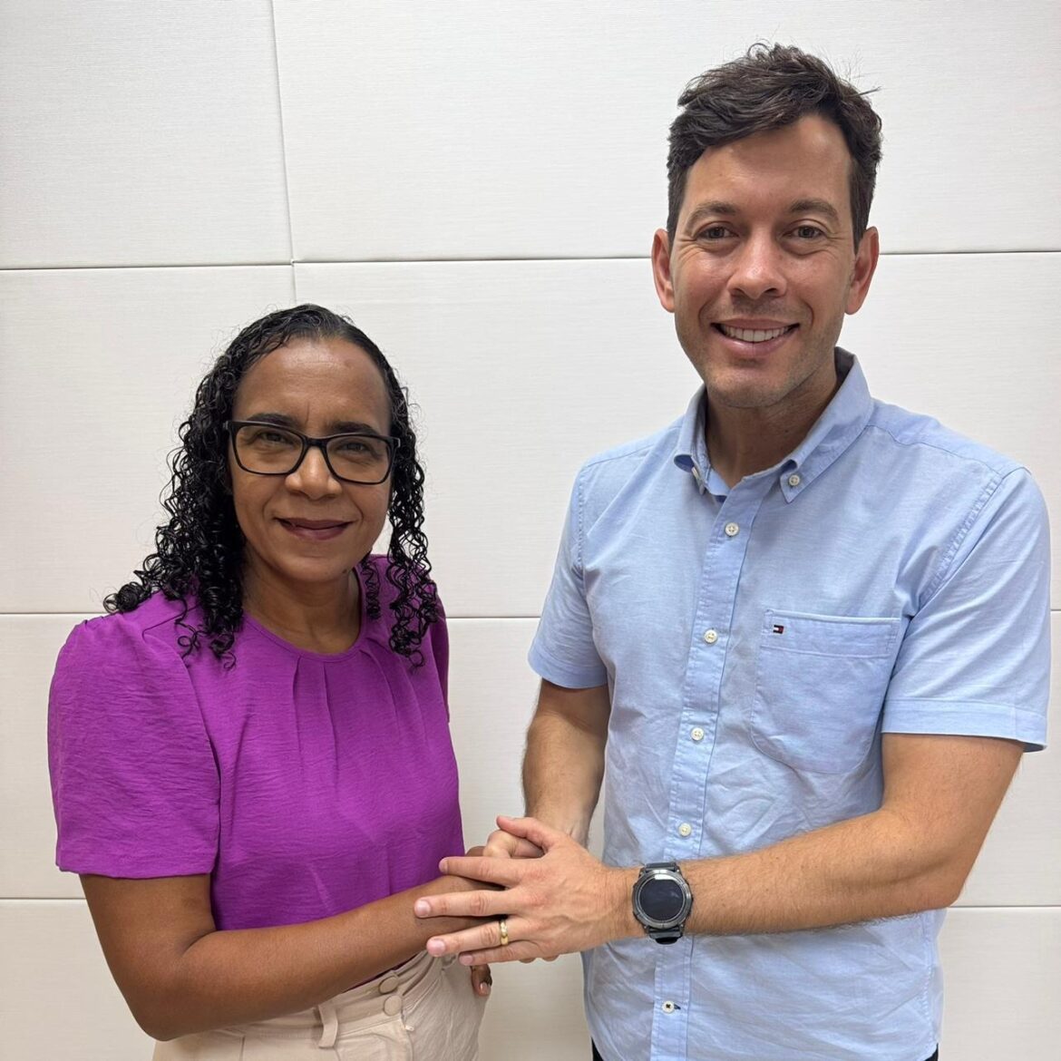 Arnaldinho oficializa vice-prefeita de São Mateus como pré-candidata a deputada federal