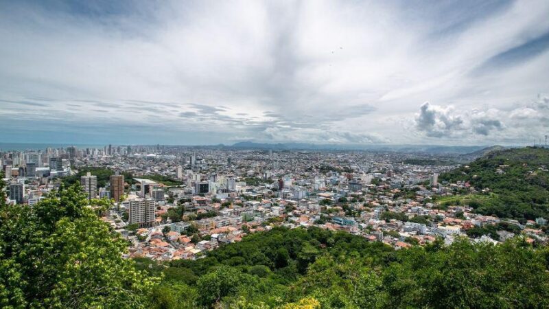 Carnês do IPTU chegam à fase final de entrega em 15 bairros