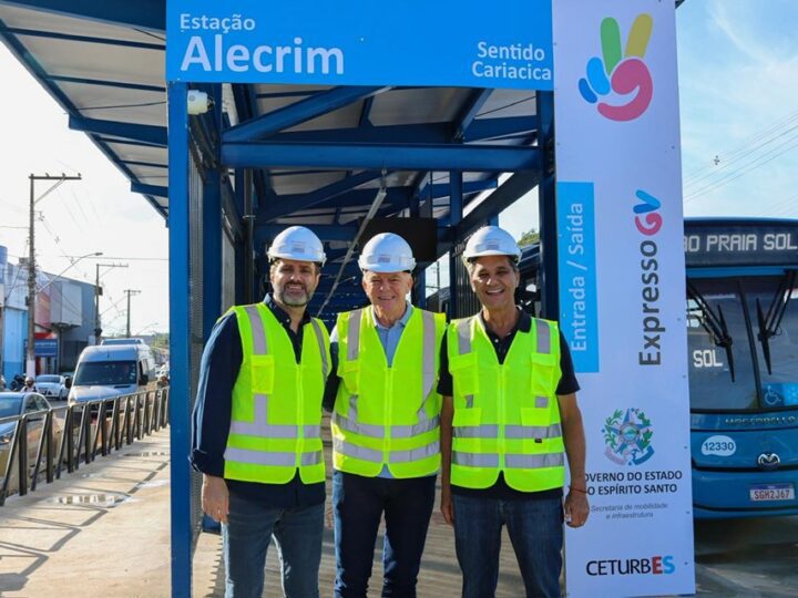 Casagrande e Ferraço realizam visita à plataforma modelo do BRT na Avenida Carlos Lindenberg