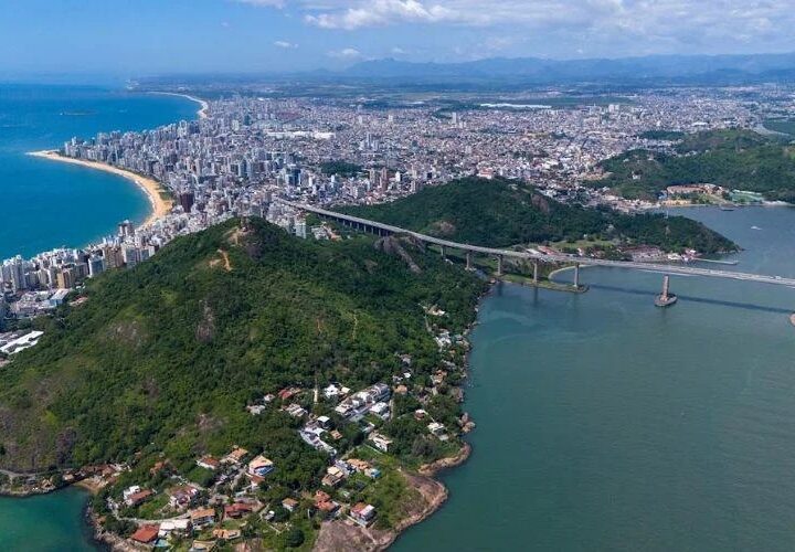 Vila Velha se destaca como líder em abertura de empresas no ES