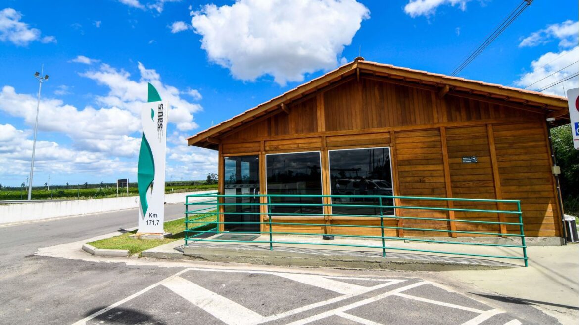 BR-101 no ES oferece 12 bases gratuitas com suporte completo e recarga para veículos elétricos