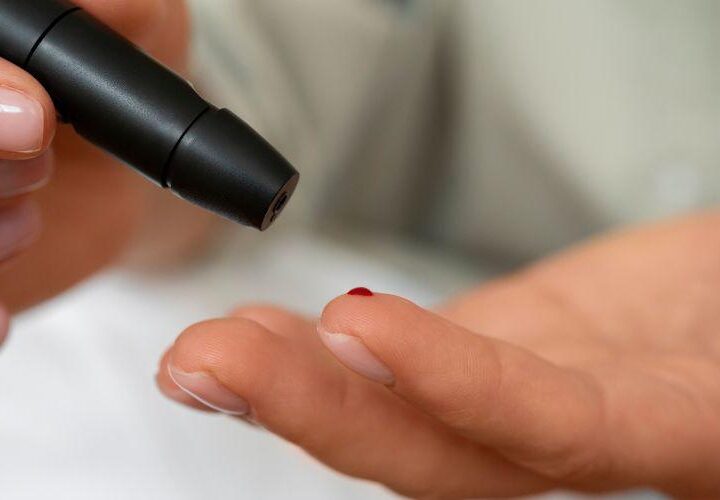 Unidade de Saúde de Jabaeté reforça prevenção às hepatites com testes gratuitos