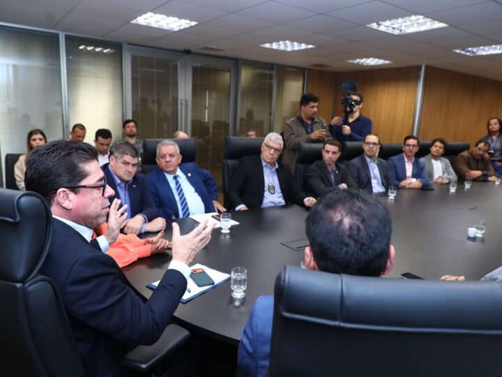 Deputados promovem adequações constitucionais em decorrência da Reforma Tributária