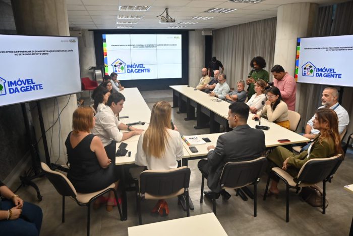 Vitória firma maior pacote de regularização fundiária com a União e beneficia cerca de 8 mil famílias