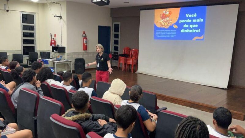 Palestra nesta terça-feira orienta alunos sobre os riscos das apostas online