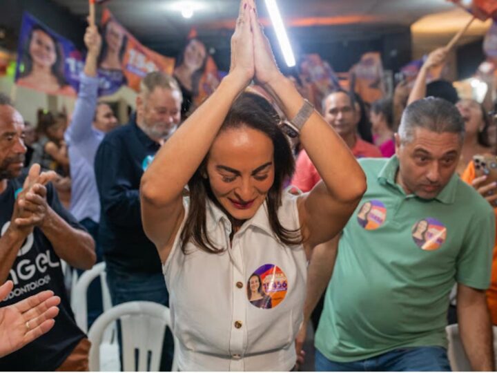 Jeesala Coutinho mostra força na largada: lançamento de campanha transborda o Clube RDC e sacode a política capixaba