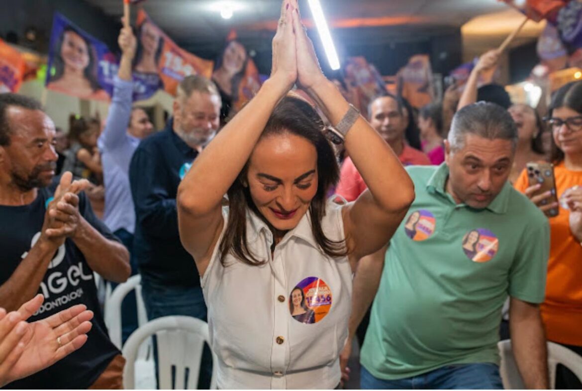 Jeesala Coutinho mostra força na largada: lançamento de campanha transborda o Clube RDC e sacode a política capixaba