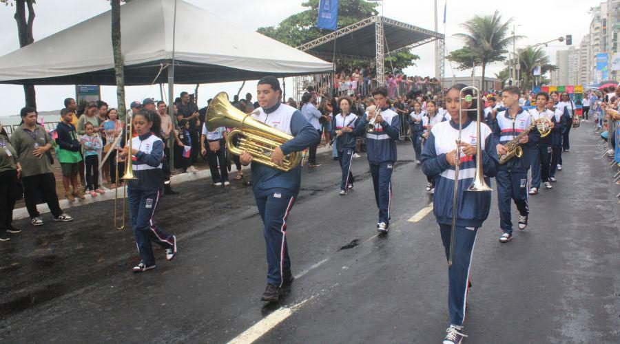 Alunos e agentes da Guarda Municipal participam das celebrações de 7 de Setembro