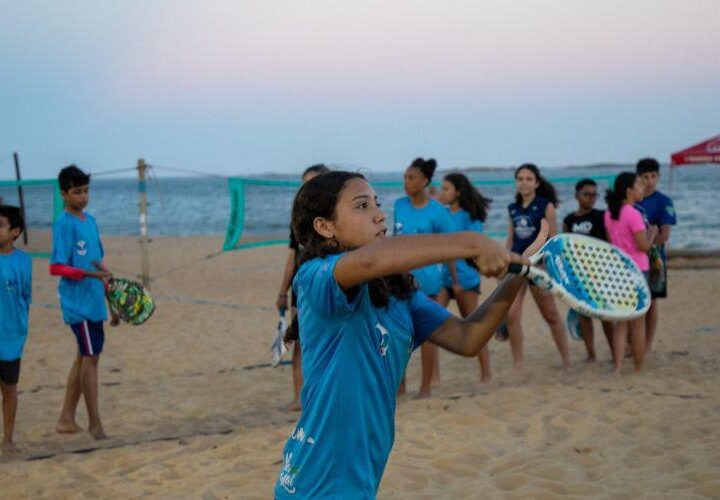 Projeto oferece 240 vagas em quatro modalidades esportivas para crianças e adolescentes