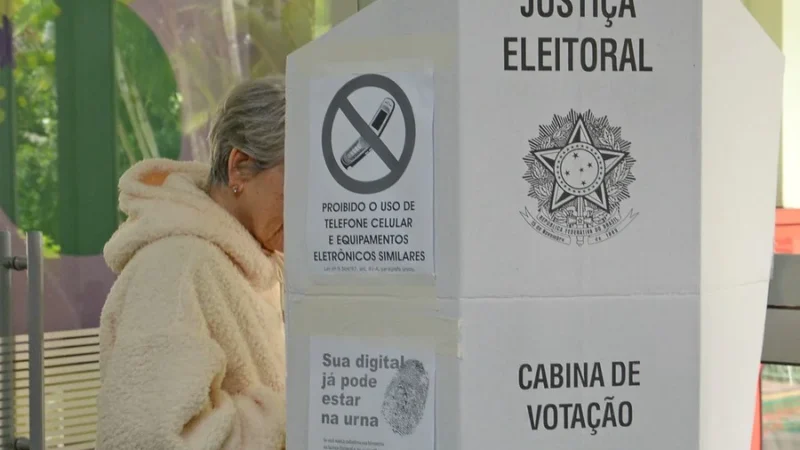 TSE amplia horário de votação em todo o Brasil até às 19 horas