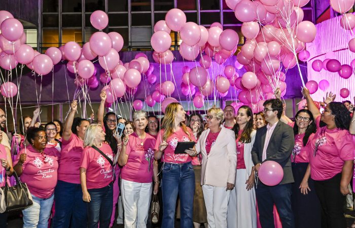 Vitória amplia exames no Outubro Rosa com 5 mil mamografias e 3,5 mil ultrassonografias