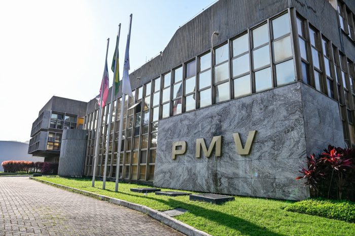 Feriado de Nossa Senhora Aparecida: veja o que funciona em Vitória na segunda-feira