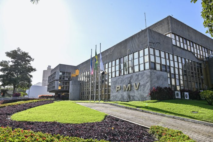 ISS de Vitória supera R$ 100 milhões pela primeira vez e registra alta de 27% em um ano